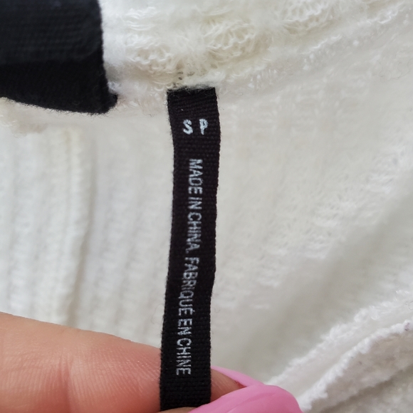 OUT FROM UNDER White thermal Button down SzS EUC! - Picture 8 of 9